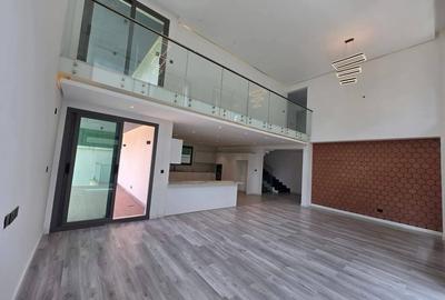 5 Bed Villa with En Suite in Lavington - 2