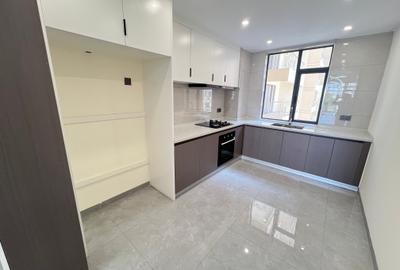 2 Bed Apartment with En Suite in Kilimani - 3