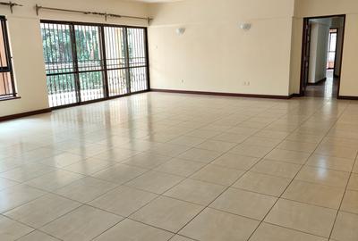 4 Bed Apartment with En Suite at Brookside Drive