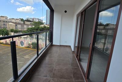 3 Bed Apartment with En Suite in Parklands