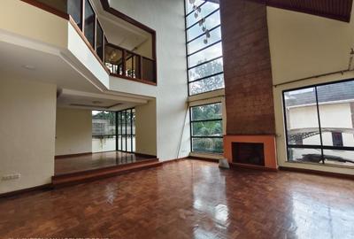 5 Bed Townhouse with En Suite at Lavington Green