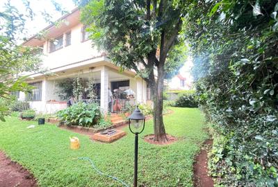 4 Bed Townhouse with En Suite in Lavington - 2