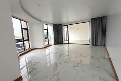 4 Bed Apartment with En Suite in Westlands Area - 3