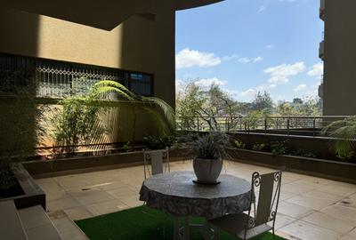 Furnished 3 Bed Apartment with En Suite in Parklands