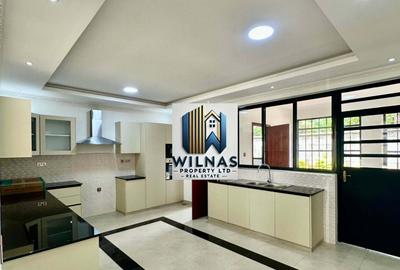5 Bed Townhouse with Staff Quarters in Lavington