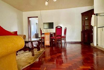 Serviced 2 Bed Apartment with En Suite in Rosslyn - 2