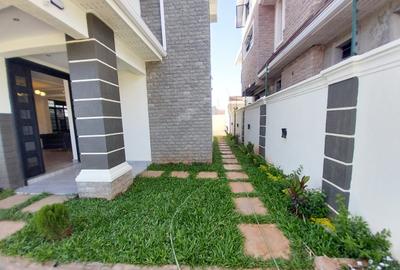 4 Bed Townhouse with Garden in Membley