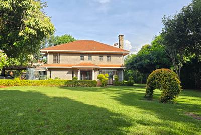 4 Bed House with En Suite in Runda