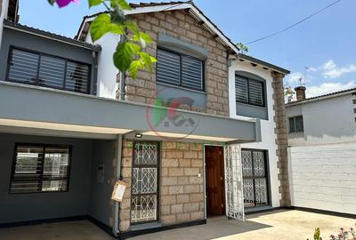 3 Bed House with En Suite in Ngumo Estate