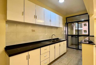3 Bed Apartment with En Suite in Kileleshwa