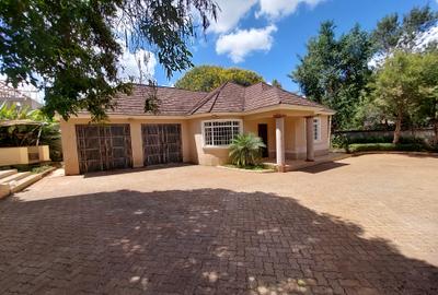 6 Bed House with En Suite at Runda Road - 3