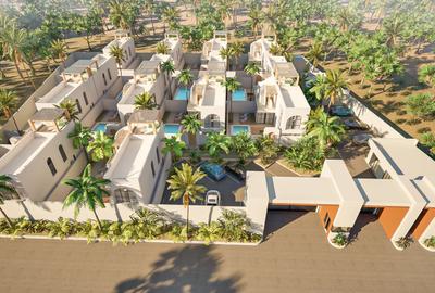 3 Bed Apartment with En Suite at Greenwood Drive - 4