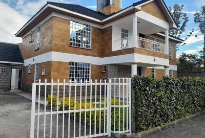 4 Bed House with En Suite at Kandisi