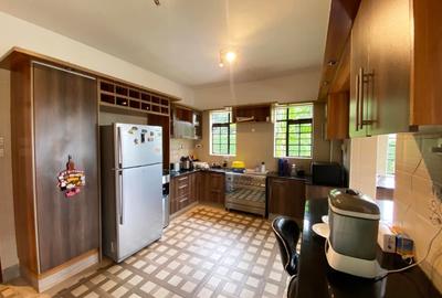 5 Bed Townhouse with En Suite in Kitisuru - 3