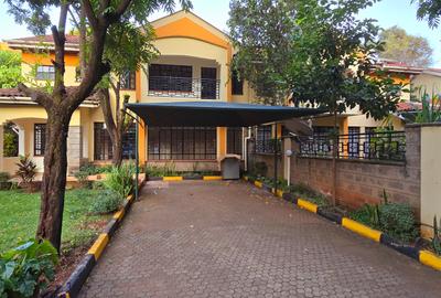 4 Bed Townhouse with En Suite at Off Convent Drive - 3