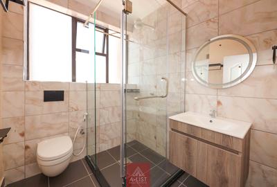 2 Bed Apartment with En Suite at Lantana Road