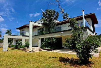 5 Bed Villa with En Suite in Karen - 4