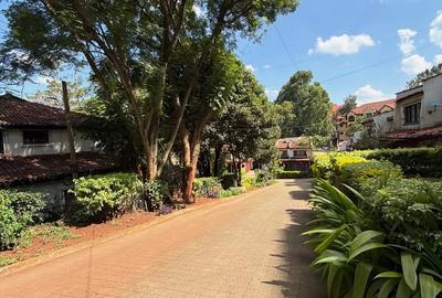 4 Bed Townhouse with En Suite in Lavington
