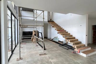 4 Bed Villa with Staff Quarters in Runda - 2