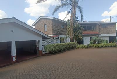 4 Bed House with En Suite at Off Unep Avenue