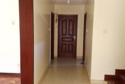 5 Bed House with Staff Quarters in Gigiri