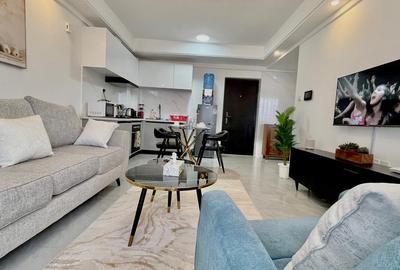 Serviced 1 Bed Apartment with En Suite at Westland