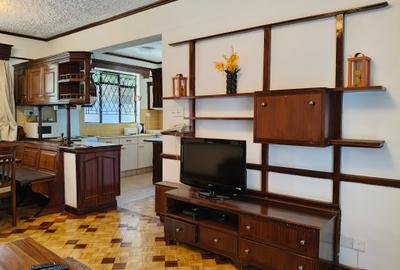 Serviced 1 Bed Apartment with En Suite at Rhaphta Road - 2