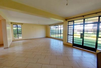 4 Bed Townhouse with En Suite at Edenville