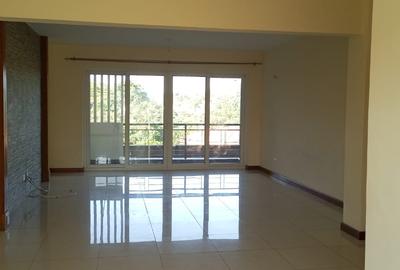 4 Bed Apartment with En Suite in Parklands