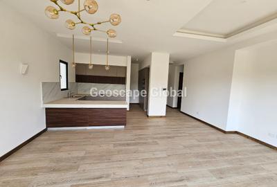 2 Bed Apartment with En Suite in Rosslyn - 2