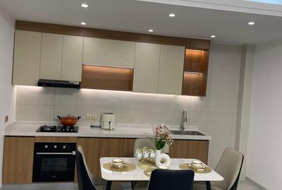 4 Bed Apartment with En Suite at Near Royal Golf Club - 4