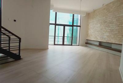 5 Bed Villa with Gym in Lavington