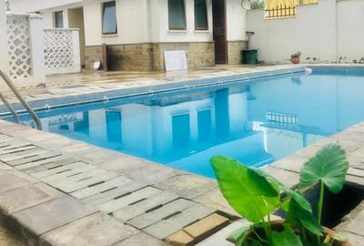 Serviced 2 Bed Apartment with En Suite in Nyali Area - 2