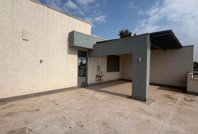 4 Bed Villa with En Suite at Garden Estate - 2