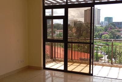3 Bed Apartment with En Suite at Raphta Rd