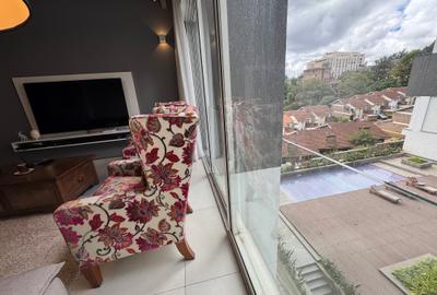 Serviced 3 Bed Apartment with En Suite in Kilimani