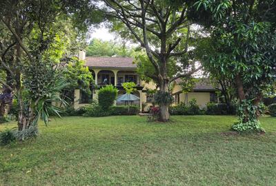 4 Bed House with En Suite in Nyari - 3