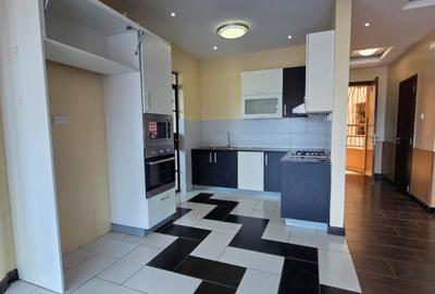 2 Bed Apartment with En Suite in Kileleshwa - 3