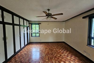 3 Bed Townhouse with En Suite in Spring Valley - 4