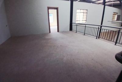 1,600 ft² Warehouse with Parking in Embakasi - 4