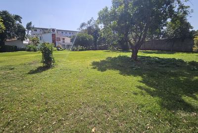 4 Bed House with En Suite in Runda - 2