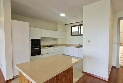 3 Bed Apartment with En Suite at Westlands - 4