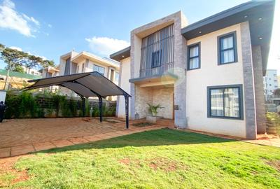 4 Bed Townhouse with En Suite in Loresho