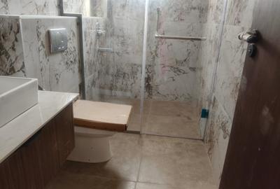 2 Bed Apartment with En Suite at Brookside - 2