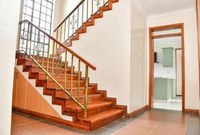 4 Bed House with En Suite at Mumwe Garden