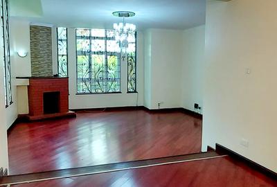 5 Bed Apartment with En Suite in Lavington