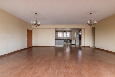 3 Bed Apartment with En Suite in Westlands Area