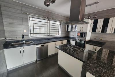 3 Bed Apartment with En Suite in Kileleshwa