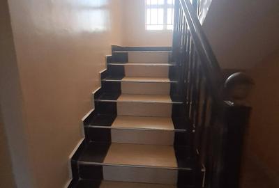 2 Bed Apartment with En Suite in Katani - 3