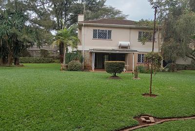 0.5 ac Commercial Property with Service Charge Included in Kilimani